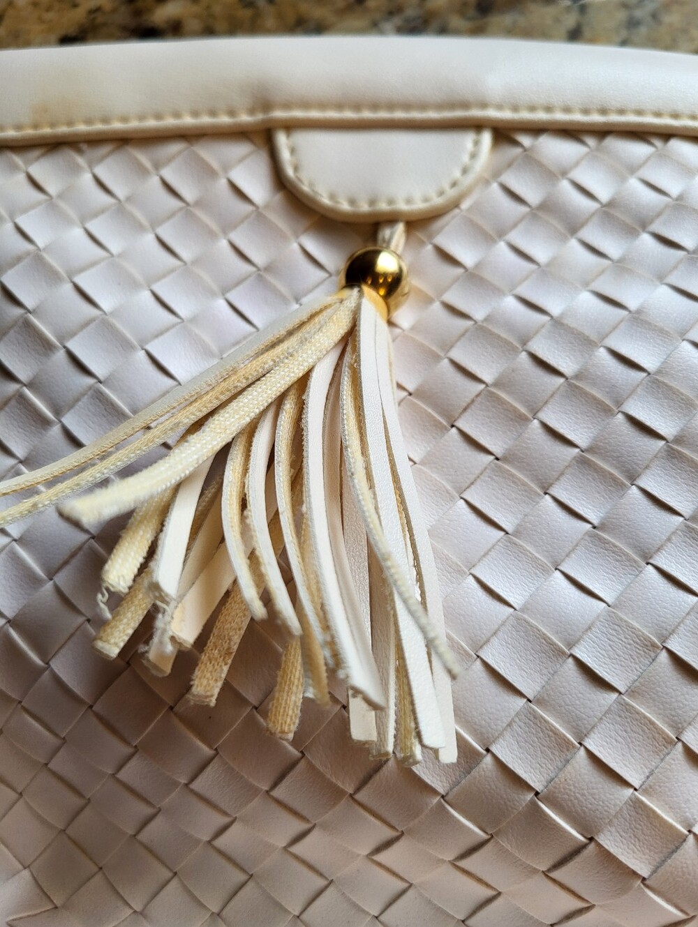 Bueno 10x7 White Cream Woven Faux Leather Shoulder Bag with Gold Chain Strap - Picture 12 of 13